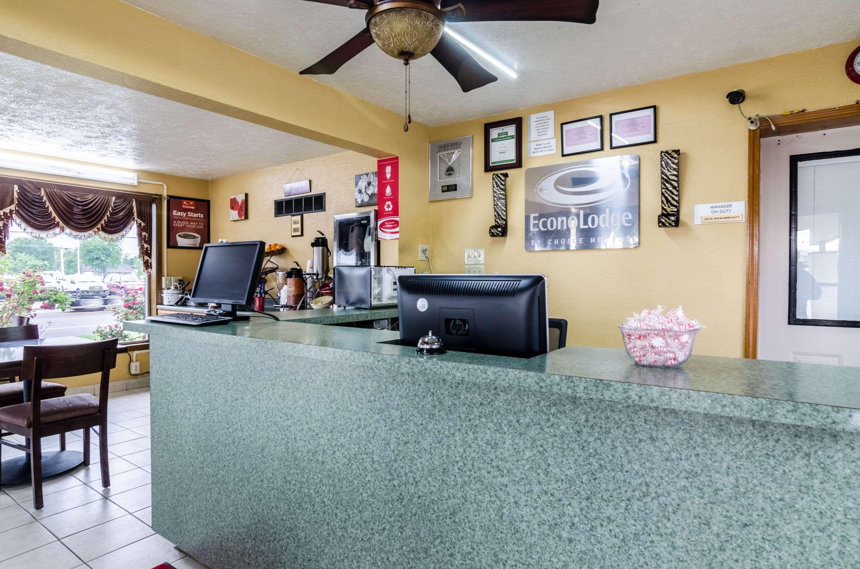Lodge Econo