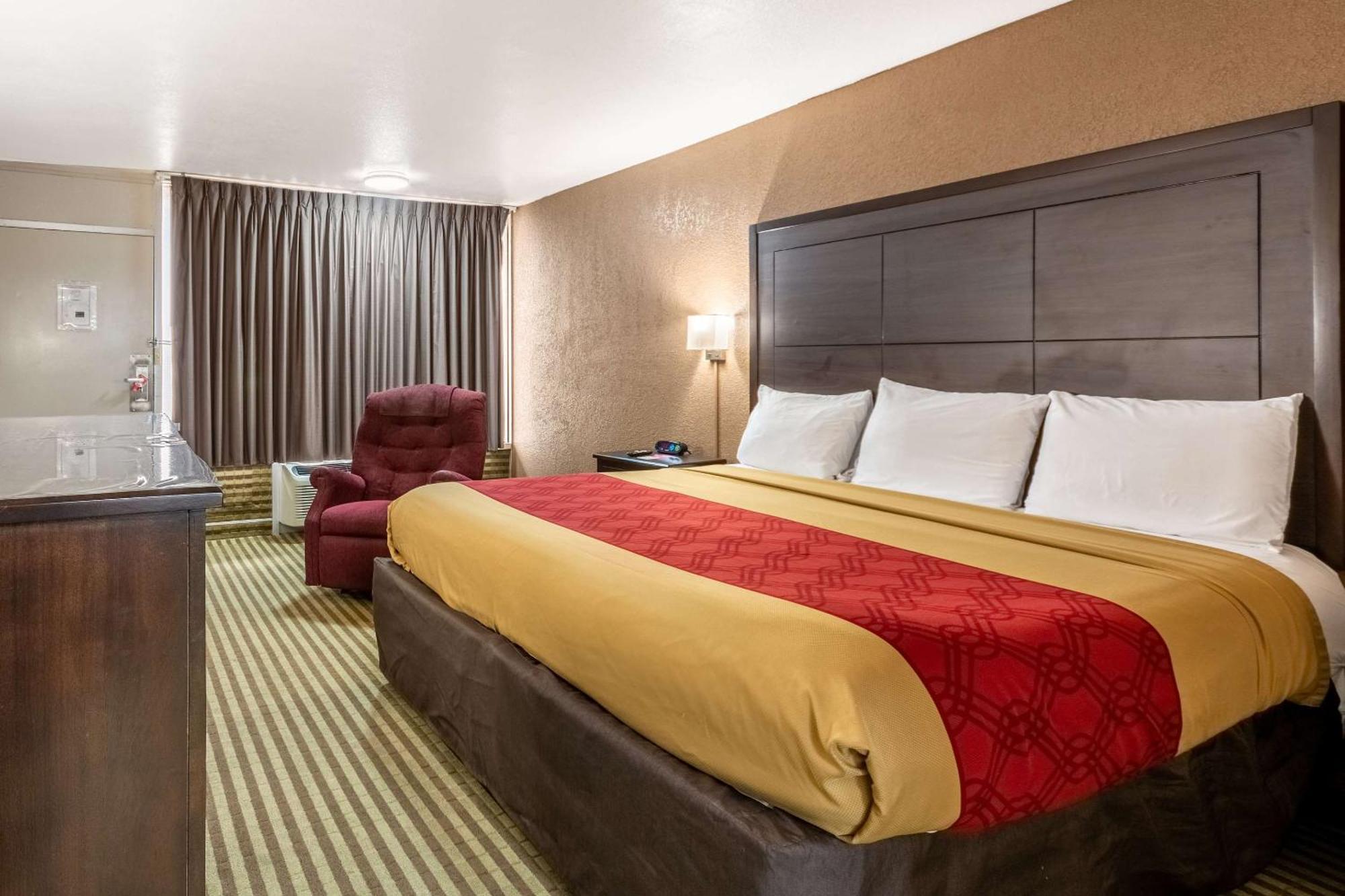Lodge Econo Winfield