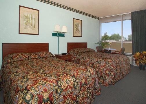 Lodge Econo Winfield