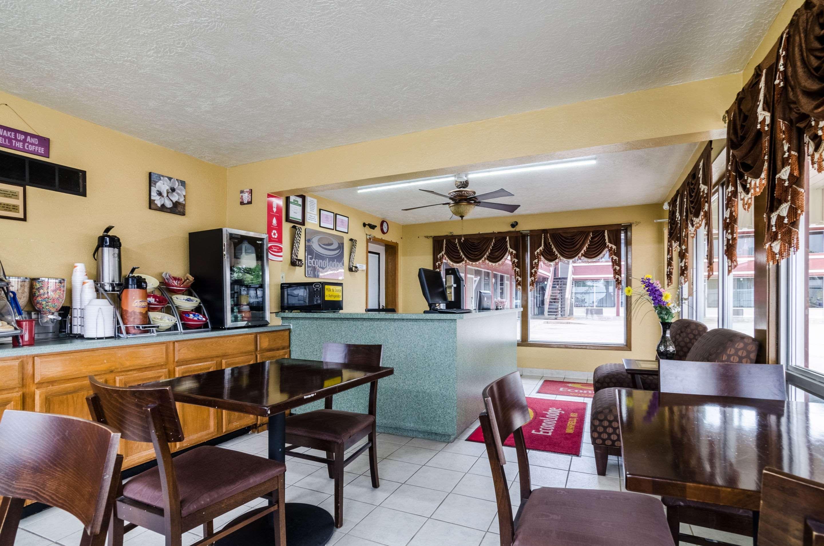 Lodge Econo